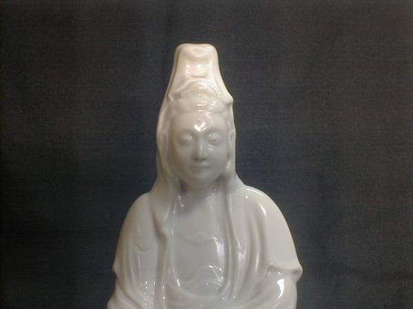白磁観音 晏正窯