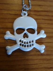  dead stock 1990's Skull gaikotsu skeleton skull pendant .... white white ceramic top necklace 