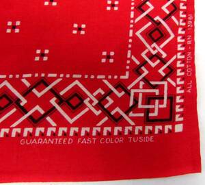 1960s GUARANTEED total pattern bandana [ used ] Vintage handkerchie 7c-6-029