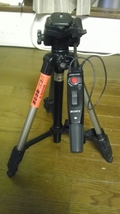 SONY リモコン付き ビデオ・カメラ三脚 VCT-570RM ソニー 撮影 機器 ハイグレード _画像1