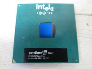 A028)Intel pentium3 SL3VK used operation goods 