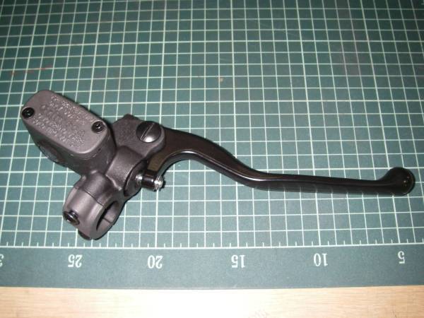 おまけ付 送料込 グリメカ・Fマスター 汎用スズキ バンジョーボルト付 フロントブレーキ・マスターシリンダー grimeca