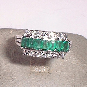  free shipping pt900 emerald / diamond 2 row. 3 row ring used pawnshop exhibition 