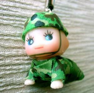 te Pachi! * Ground Self-Defense Force * limited goods kewpie doll strap camouflage clothes .^... advance V