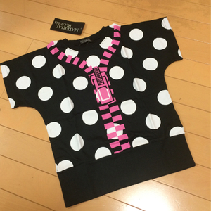 新品◆ドット&ジッパープリント◆半袖Tシャツ◆140