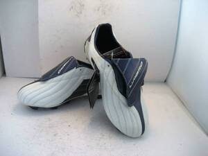 Umbro ZYPROⅢ LE 27.5cm не использовался товар