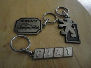 * Vintage key holder 3 point set Fiat Peugeot Volvo