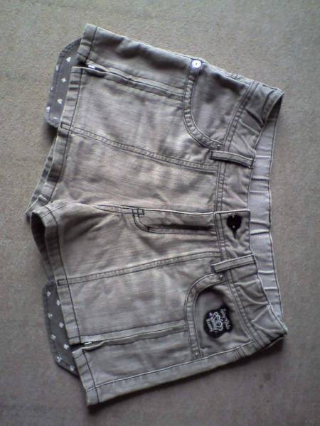 『ブルークロス ショートパンツ グレー L 160 USED』