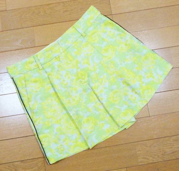 新品89%OFF マックスマーラ Max Mara 花柄ショートパンツ イエロー 36サイズ