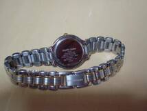 珍品　デザイン　MARIE　CLAIRE　女性用腕時計　シルバー　薄型_画像3