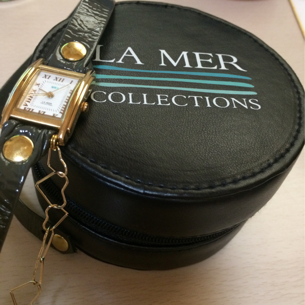 新品　ラメール　LAMER ハートチェーン付　三連腕時計 新品 ◇ ラメール LA MER ◇ ハートチェーン付 ◇ 三連腕時計 ブレス