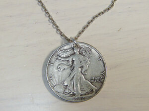  America, walking Liberty silver coin, pendant top diameter 3cm