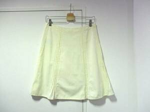  MiuMiu MIUMIU flair skirt 38/ eggshell white 