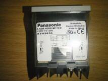 P002-21 Panasonic製プリセットアワーメータ LH2H-FE-DHK_画像1