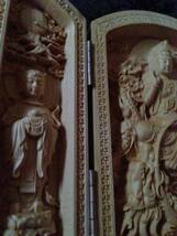 卍超細密 木彫り仏像 ◆竜頭観音◆3　 開閉式 小 仏壇 仏箱_画像3