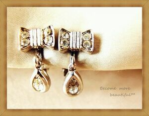 * brilliant * shines rhinestone ...& ribbon. earrings *152