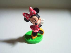  шоколадное яйцо Disney герой 1 Minnie Mouse 