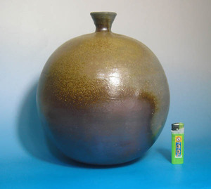  Bizen .. cut .. flax flower vase vase Shizen Yu large "hu" pot .. work . name of product goods super large large . "hu" pot 