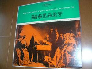 米初出レーヌジャノーリ　モーツアルトソナタ１３，１４、幻想曲
