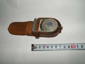 se KONI k antique light meter 