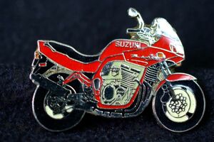 ◎SUZUKI ピンバッジ GSX600 欧州仕様車 W36mm Rcitys moto