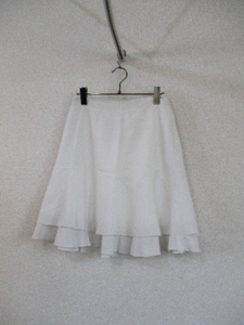 privatelabel white knees height skirt (USED)80215②