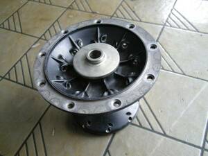 KL600R front hub 