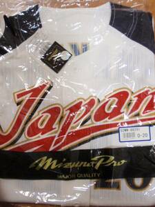 ☆送料込!新品未開封 WBC2009 オーセンティックユニ 岩隈選手☆