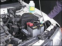 ○トラックのバッテリーあがり予防に再生・延命剤２本①