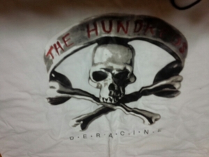 THE HUNDREDS　　希少　Tシャツ中古　 デラシネ　佐々木モトアキ　