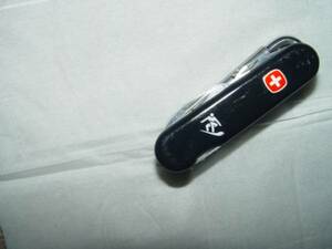 使用品　スノーボーダー　現場でのメンテナンスに　ウェンガー　スイスライダー　ブラックカラー　スイス製　マルチツールナイフ　