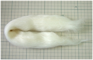 フェルト羊毛　コリデール生成り　１ｋｇ　糸紡ぎ　染色用