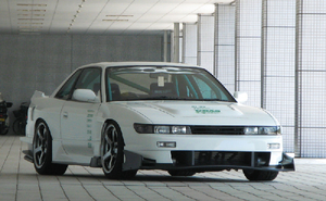 URAS ユーラス Type-GT シルビア S13用 フロントバンパー　個人宅発送不可