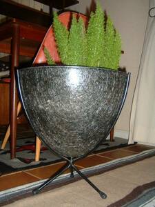 50 period USA antique glass fibre planter pot 