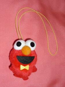 * ultra rare! Kawai i! Sesame Street Elmo string attaching Mini soft toy *