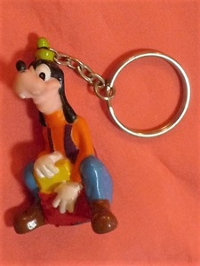  ultra rare! Kawai i! Disney Goofy sofvi key holder ②