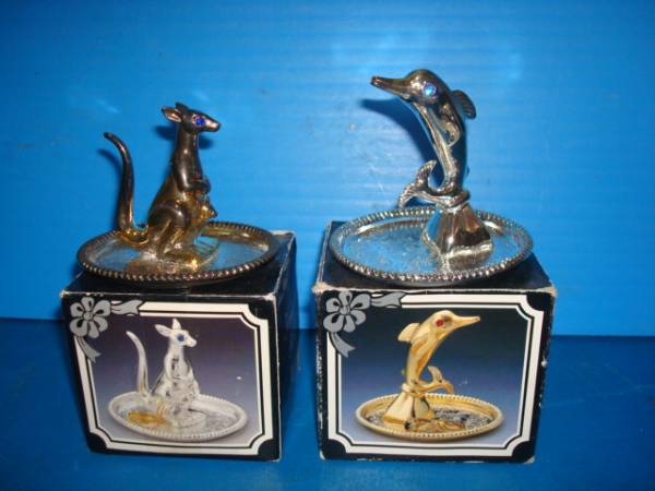 Kangaroo and dolphin objects set of 2 (unused), handmade works, interior, miscellaneous goods, ornament, object