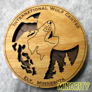 Howling Wolf wood craft Magnet / Wolf /./ oo kami/....