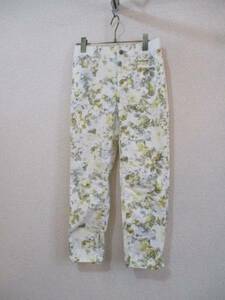 GrandTable white ground rose pattern tapered handle pa height slim pants USED11616