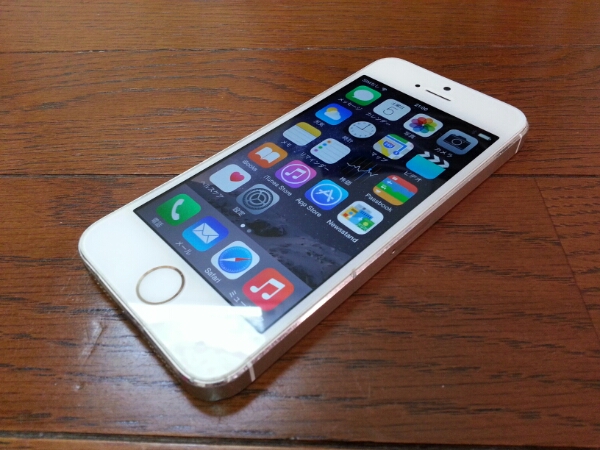 iPhone5s ゴールド 本体 美品 ムスビー｜希少 iPhone5s 16GB ゴールド 本体 docomo 美品 送料