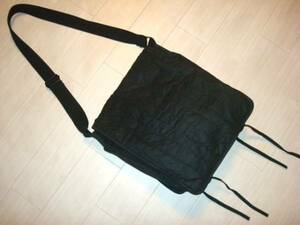  beautiful goods translation have Abahouse oil coating black cotton shoulder bag 