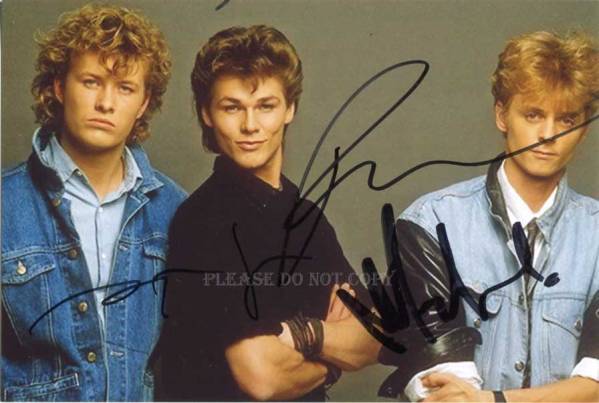 a-ha / アーハ 　●メンバー サイン有・印刷●　　販促非売品ポスター Yahoo!オークション - 送料無料 アーハ a-ha ギャツビー GATSBY