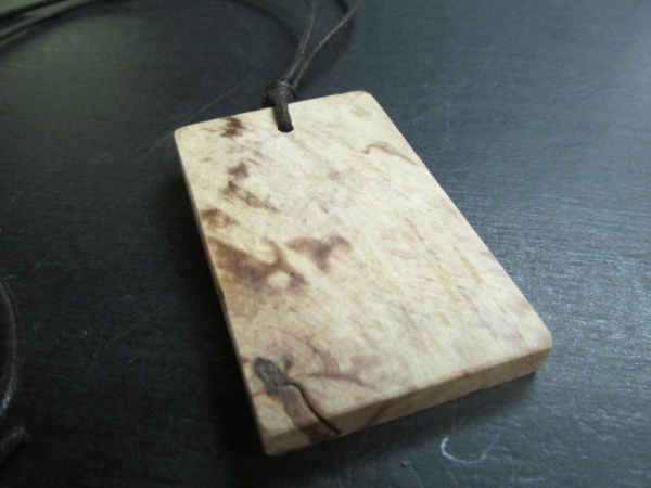 Colgante con acabado de poliuretano Spalted de arce:j, Hecho a mano, Accesorios (para mujeres), collar, colgante, gargantilla