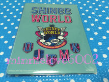 SHINee WORLD 2012★DVD 初回生産限定 ランダム封入 特典 下敷き★オニュ オンユ_画像2