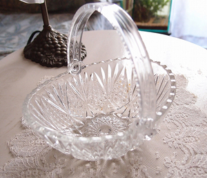 * crystal glass flower basket confection inserting 