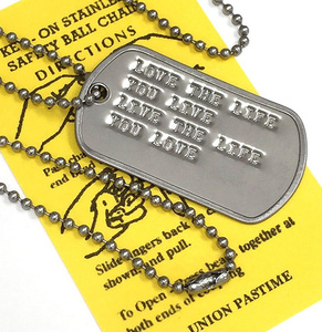 DP-003 名言格言 DOGTAG 自分の生きる人生を愛せ.自分の愛する人生を生きろ ドッグタグ USA 新品