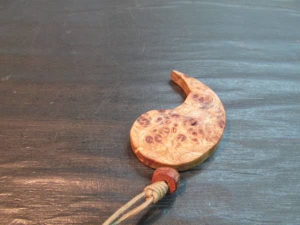 Elm burl oil finish magatama pendant:b, Handmade, Accessories (for women), necklace, pendant, choker