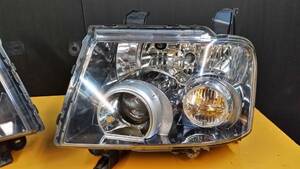 ご自宅までお届け！ H14 EKスポーツ 純正 ヘッドライト左 HID H81W プロジェクター　三菱　日産