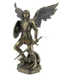 剣を持ち悪魔を踏みつける大天使ミカエル 像 置物ブロンズ像彫刻