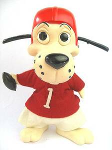 1970*s dog dog .. Vintage savings box football USA enterprise America old clothes shop Topo Gigio sofvi 